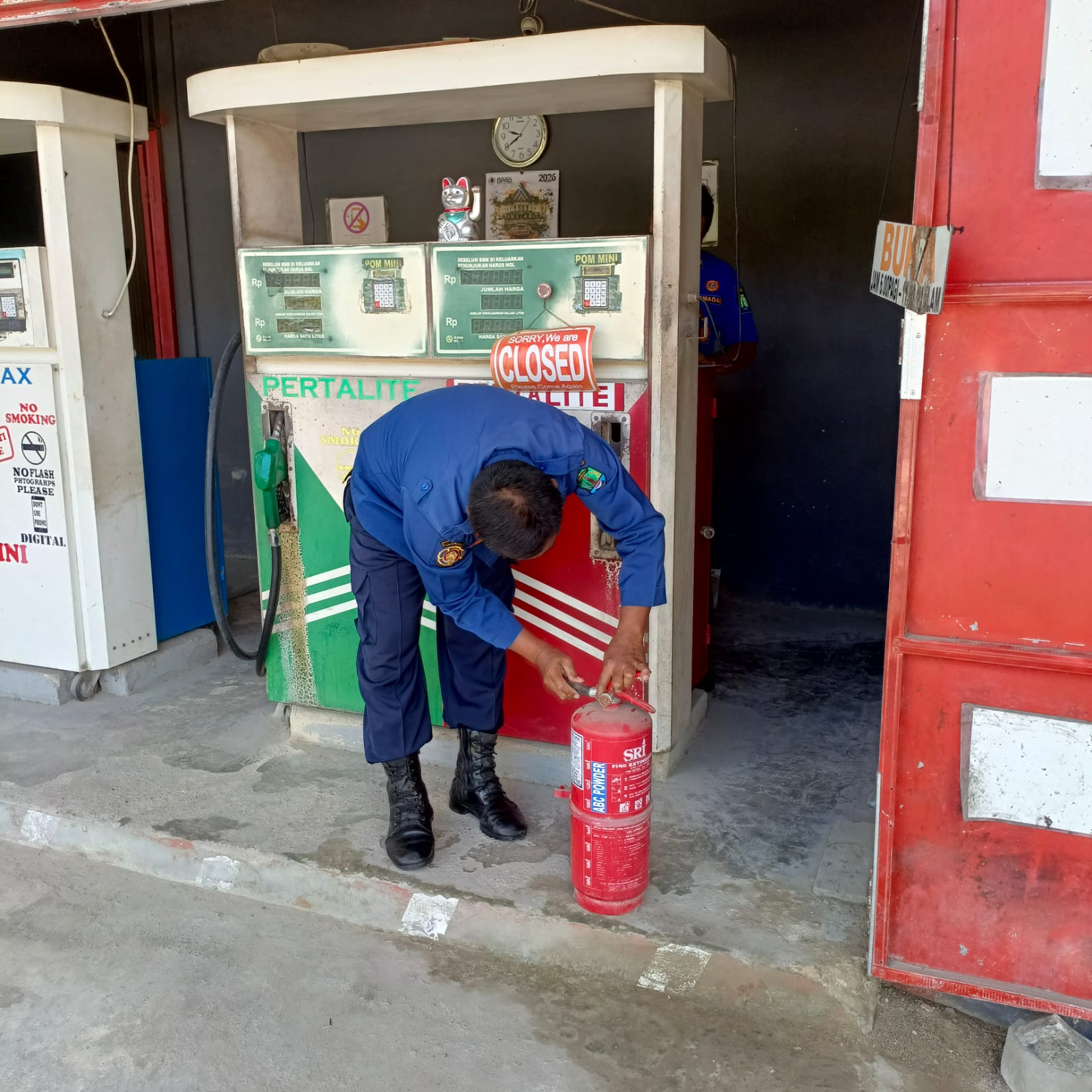 BERITA GAMBAR SIMPATIK